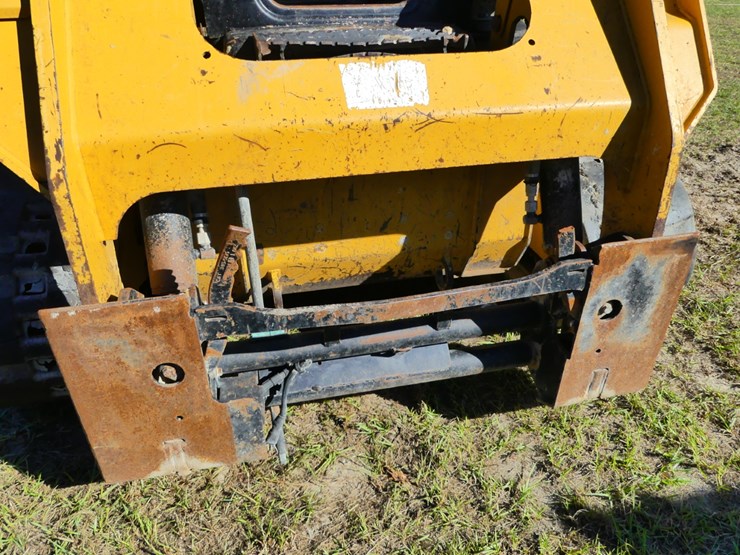 2017-caterpillar-259d-image-11