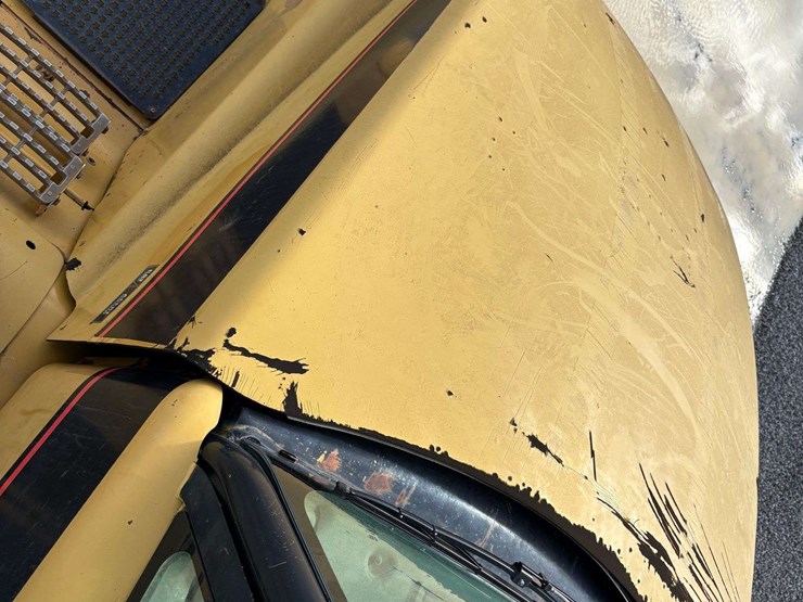 2006-caterpillar-740-image-33