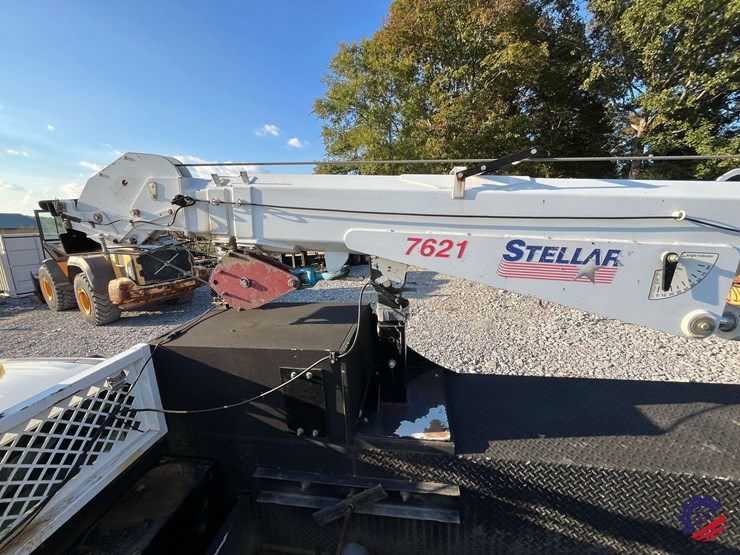 2017-ford-f550-xl-image-43