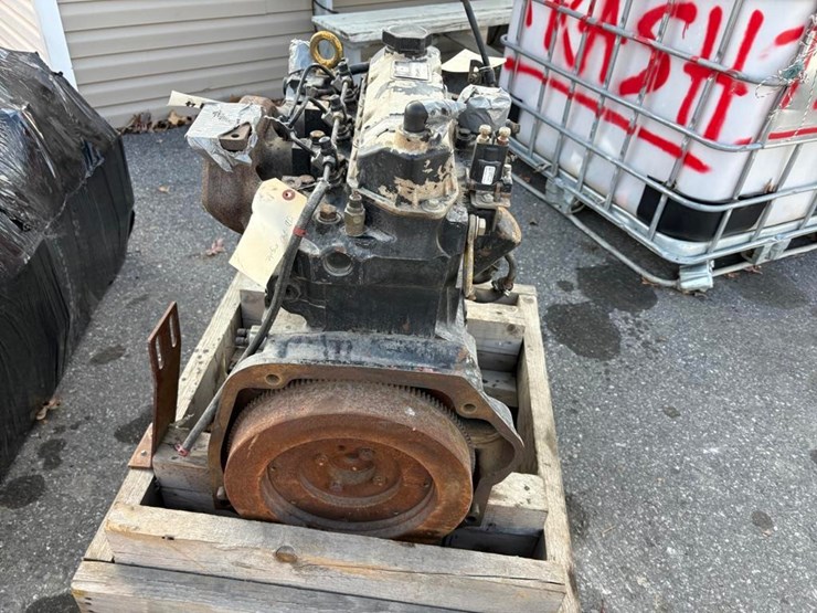 john-deere-240-image-1