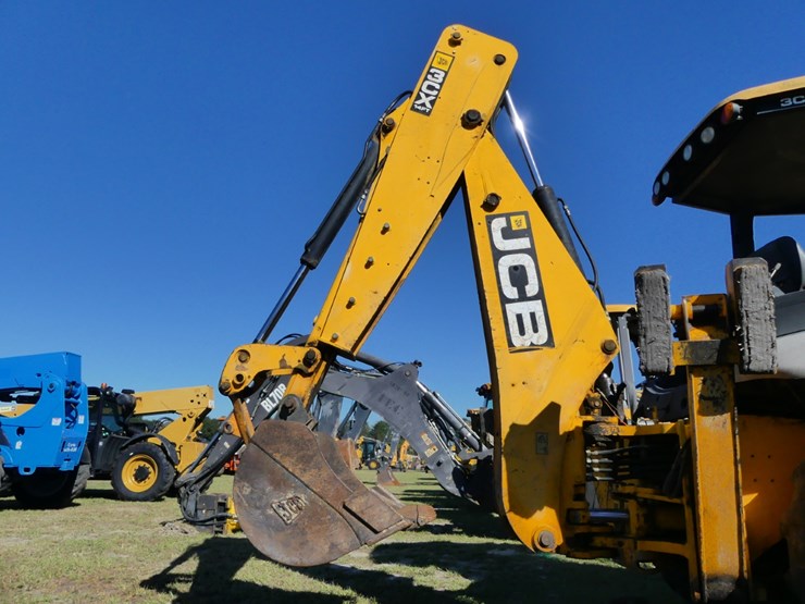 jcb-3cx-image-7