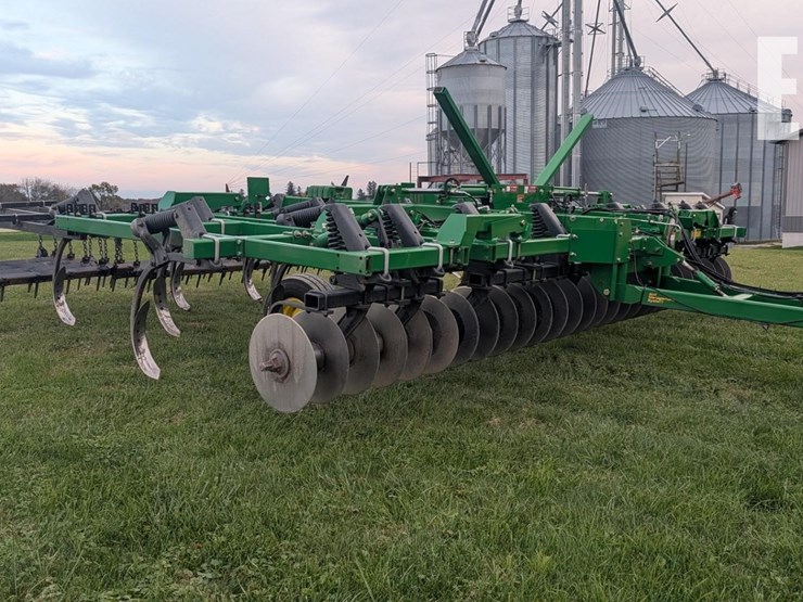 john-deere-714-image-9