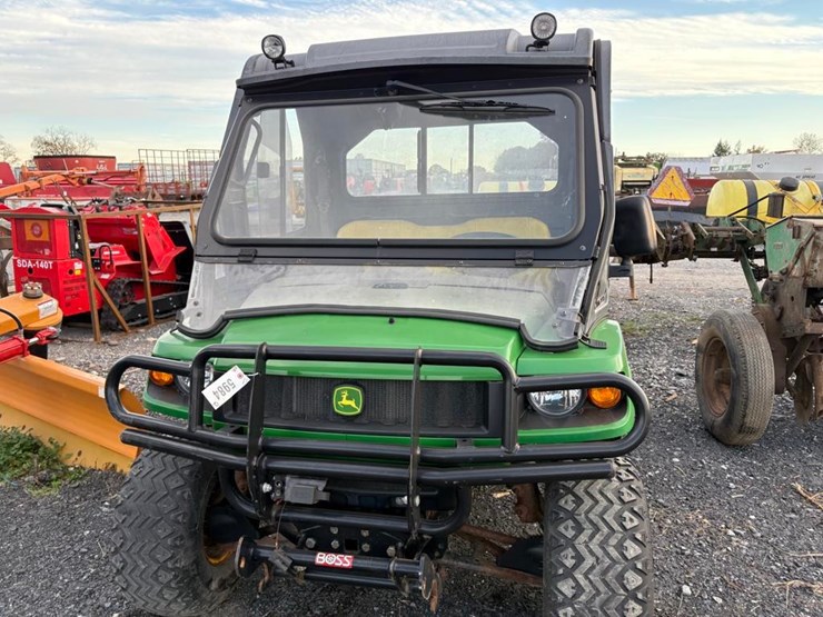 john-deere-gator-image-3