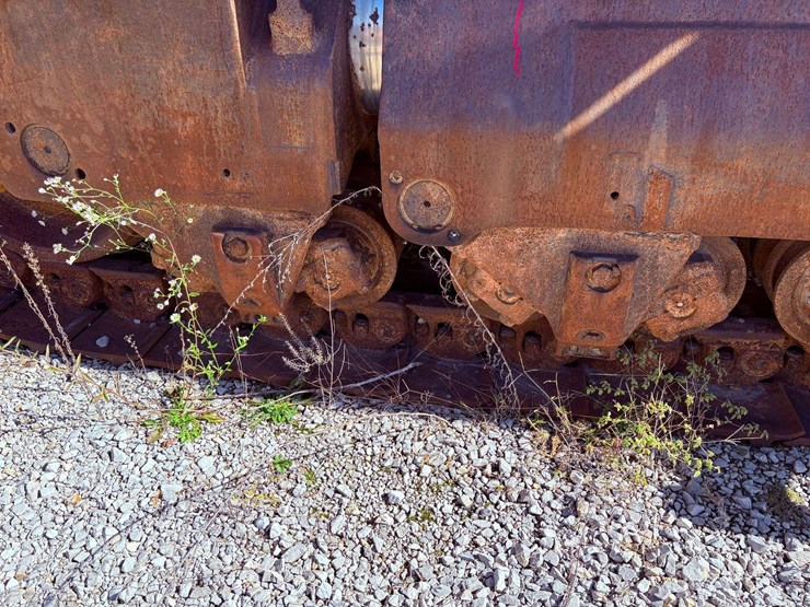 1984-caterpillar-d9l-image-13