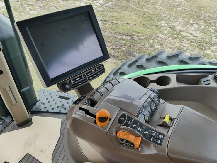 2018-john-deere-7230r-image-13