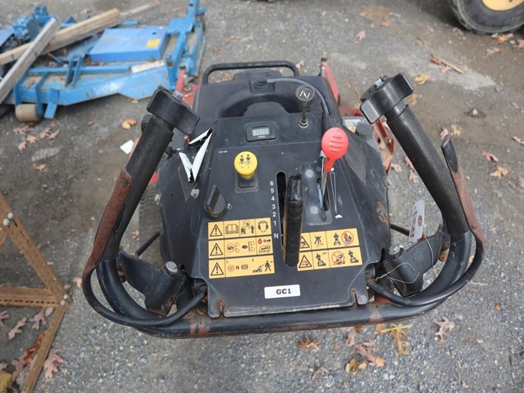 exmark-52in-turf-tracer-walk-behind-mower-image-6