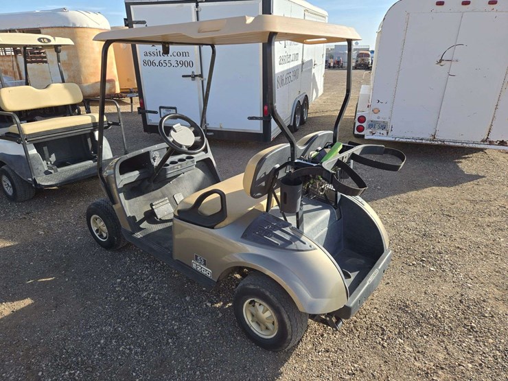 2017-e-z-go-txt-elite-lithium-golf-cart-image-4
