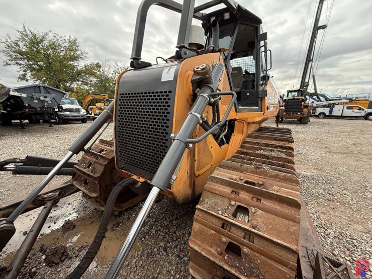 2014-case-2050m-image-11