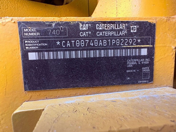 2007-caterpillar-740-image-52