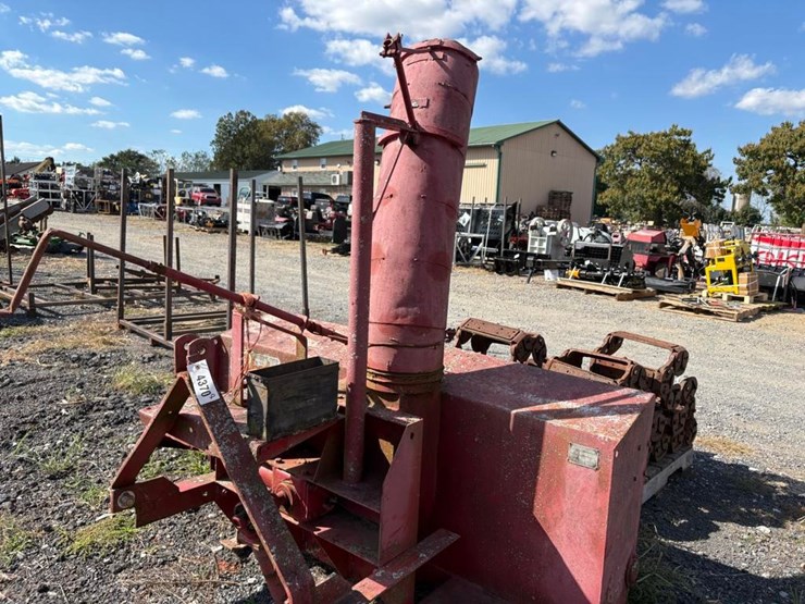 mckee-snowblower-image-5