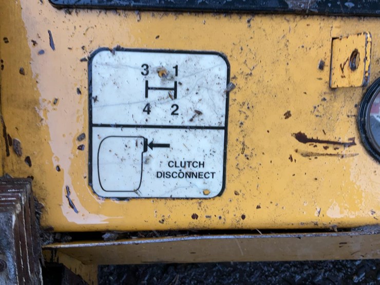 2001-deere-486e-image-17