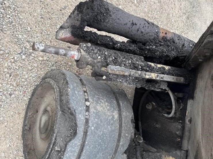 2015-cummins-qsb6.7-image-20