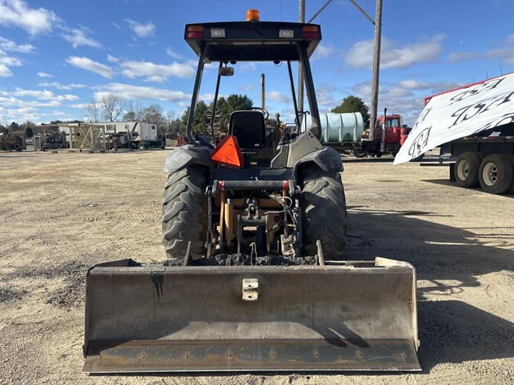 2008-case-570l-xt-image-4