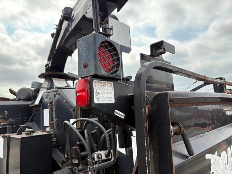 bandit-1240xp-chipper-image-6