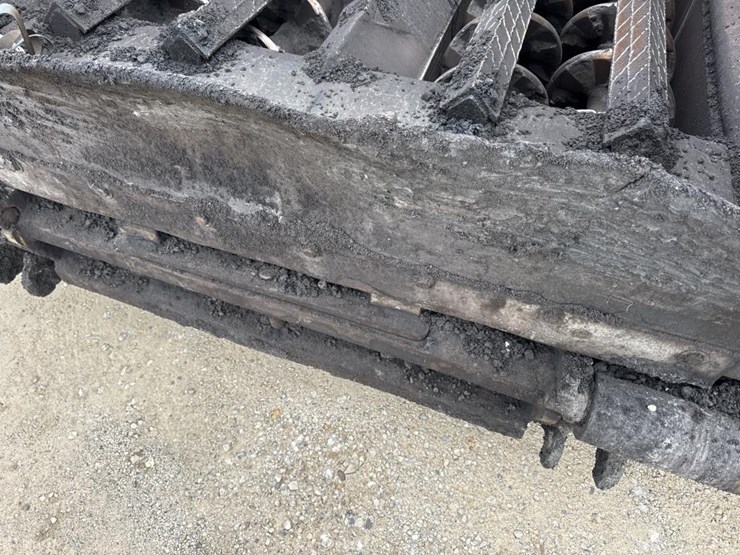 2015-cummins-qsb6.7-image-23