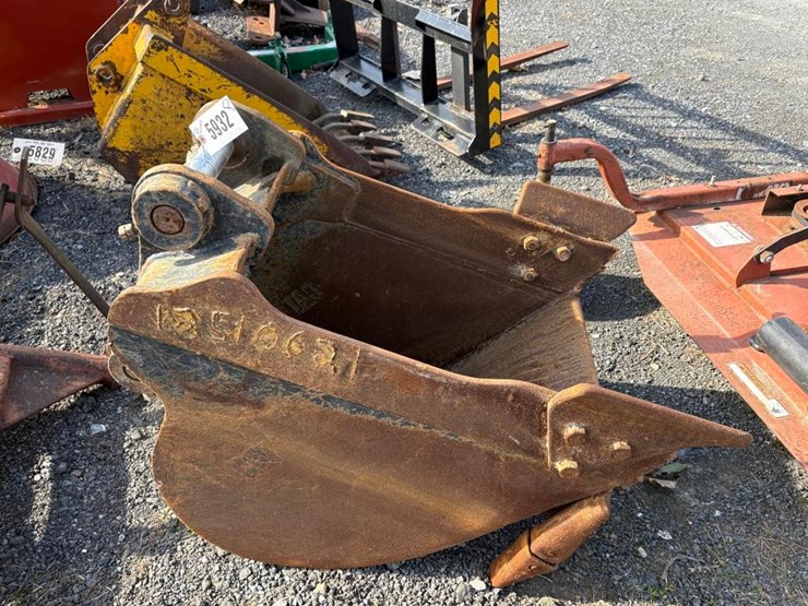 caterpillar-308-image-1