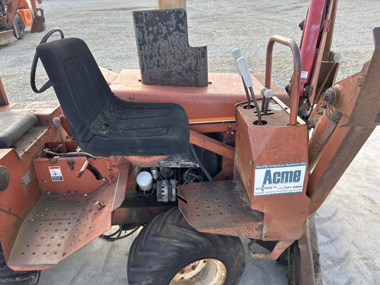 ditch-witch-2310-image-27