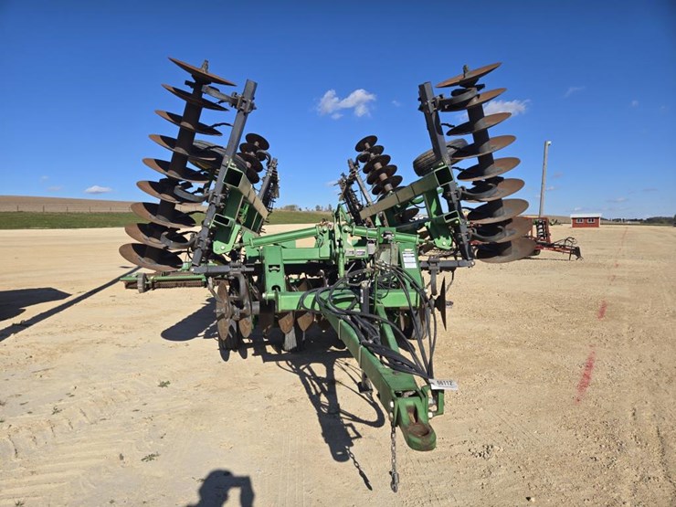 john-deere-637-image-2