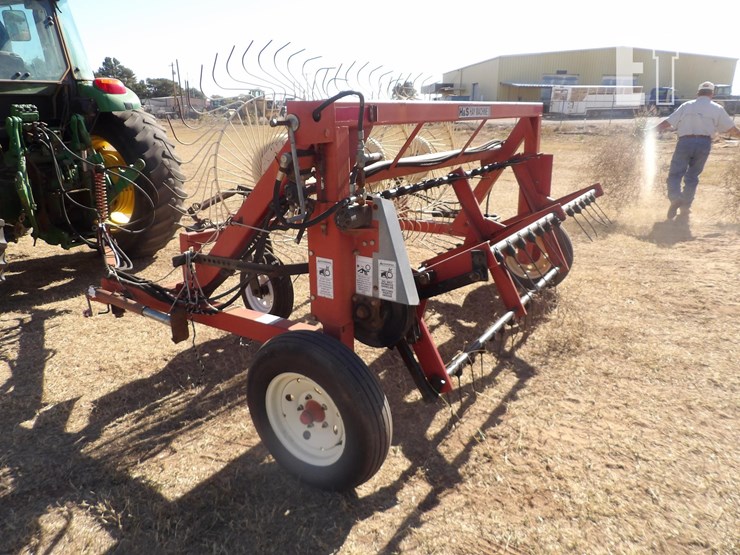 h-&-s-tedder-rake-image-2