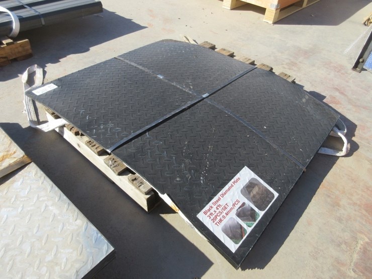new-unused-3'-x-4'-diamond-plate-sheets,-image-3