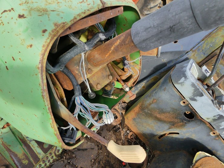 john-deere-4240-image-13