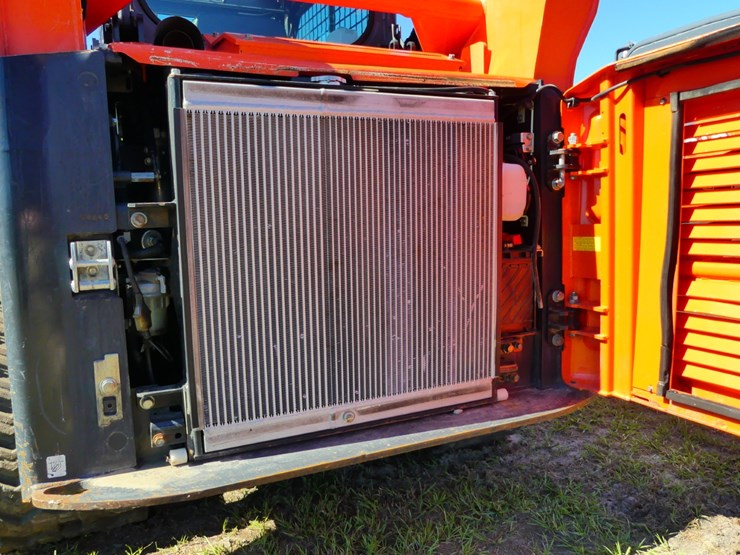 2016-kubota-svl75-2-image-10