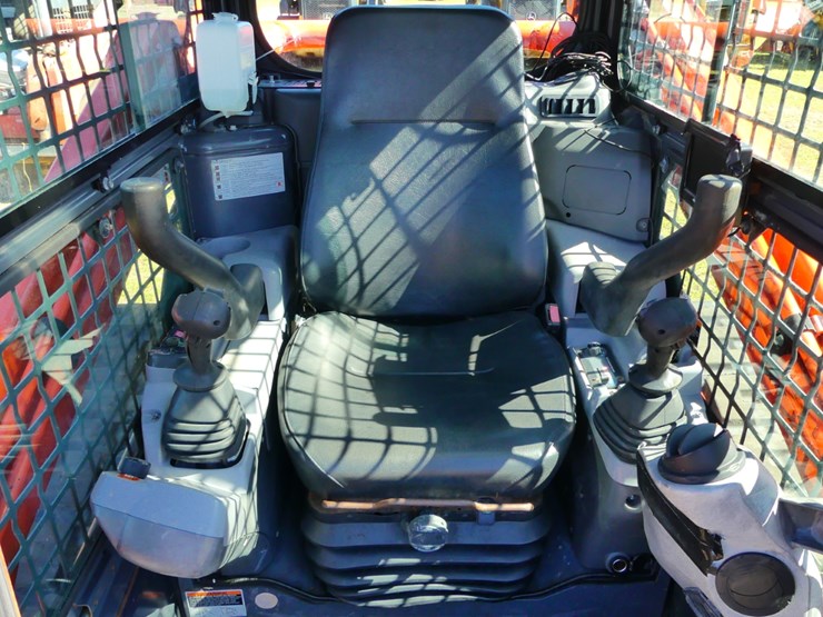 2019-kubota-svl75-2-image-14