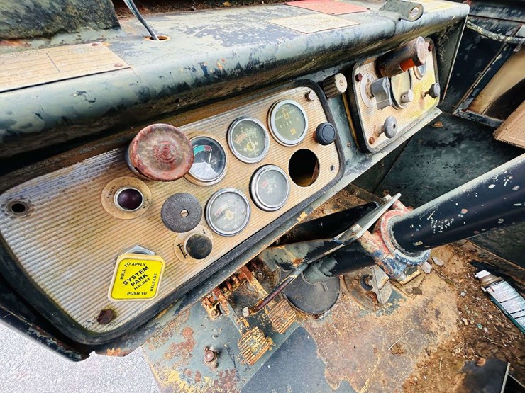 1982-caterpillar-621b-image-99