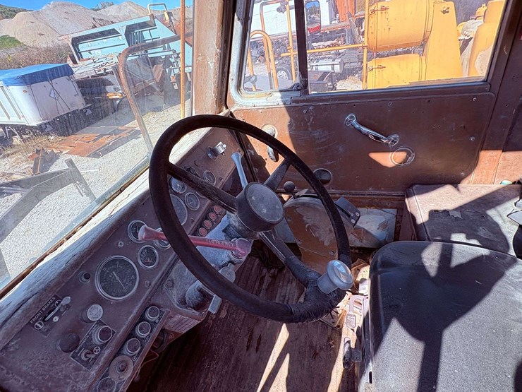 1981-caterpillar-773b-image-56