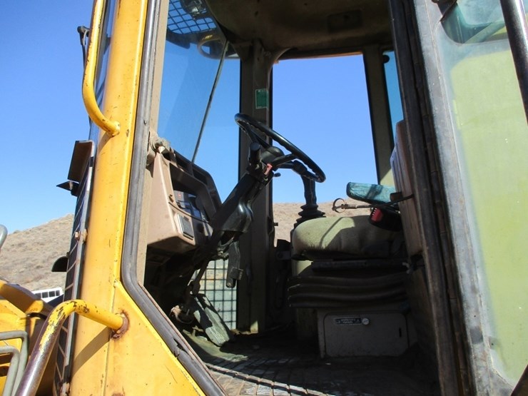 2000-deere-624h-image-6