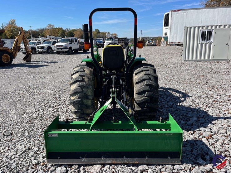 john-deere-4105-image-19