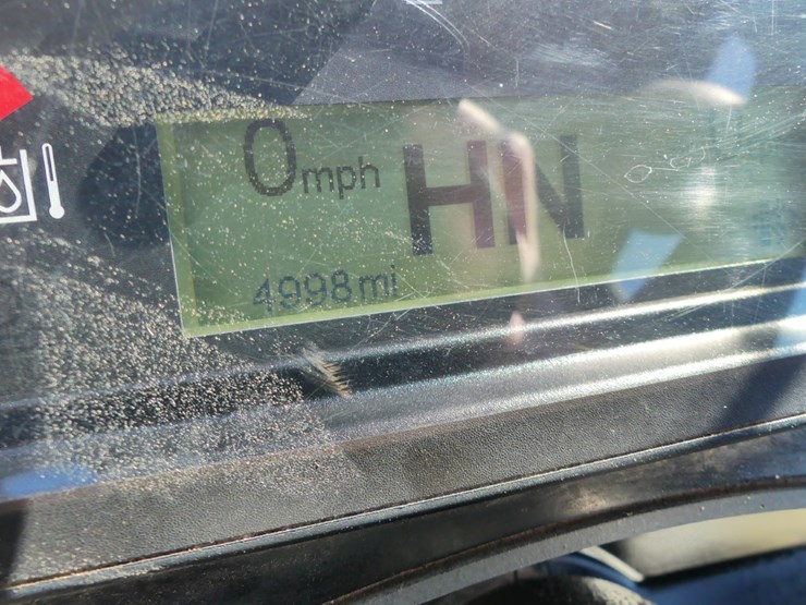 2018-caterpillar-906m-image-17