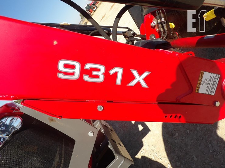 2024-massey-ferguson-4710-image-18