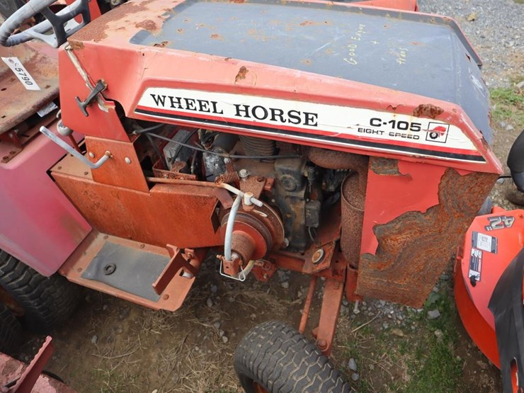 wheel-horse-lawn-&-garden-tractor-image-12