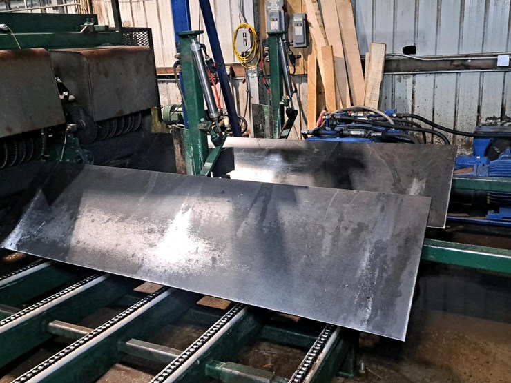 #157-•-slab-catchers-image-3