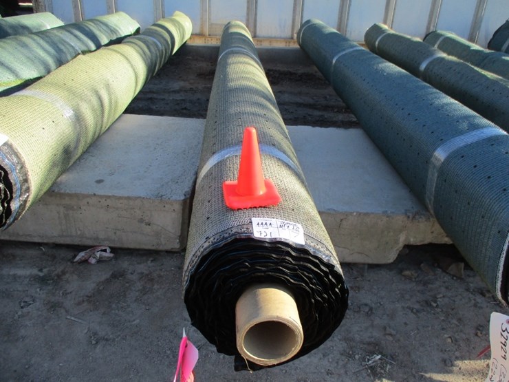 unused-roll-of-artificial-turf-image-1