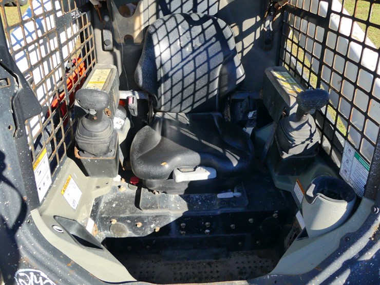 2018-bobcat-t590-image-12