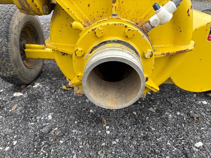 vm-sun-6105t-6-cylinder-diesel-engine-image-8