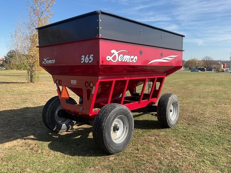 2010-demco-365-image-5