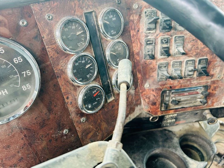 1997-international-paystar-5000-image-96