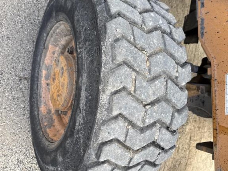 2007-case-570m-xt-image-43