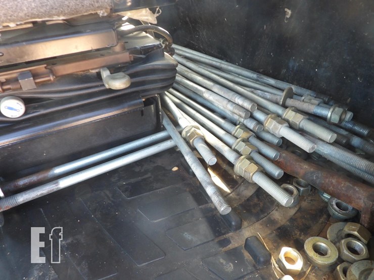 new-holland-9282-image-29