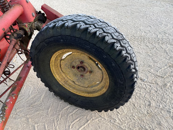 massey-ferguson-5-image-25