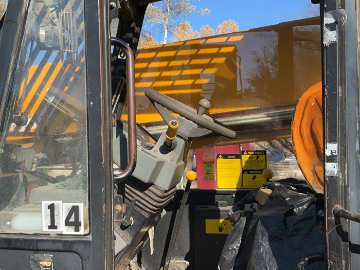 2018-jcb-506c-image-16