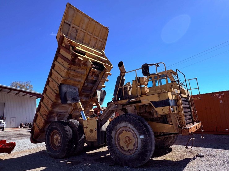 1981-caterpillar-773b-image-4