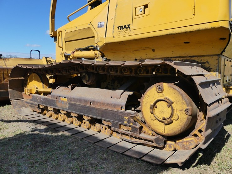 2004-caterpillar-d5g-image-6