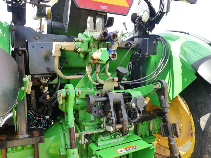 2019-john-deere-5090el-image-6