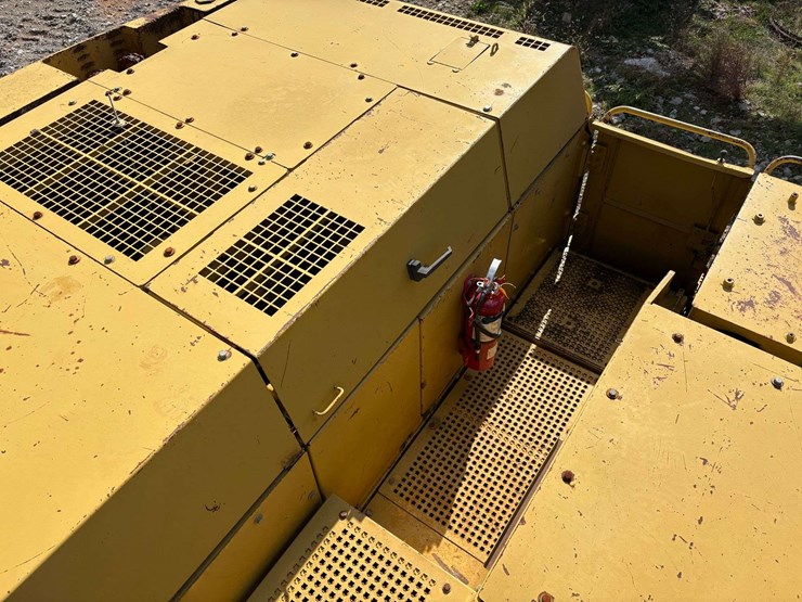 1999-caterpillar-375l-image-53