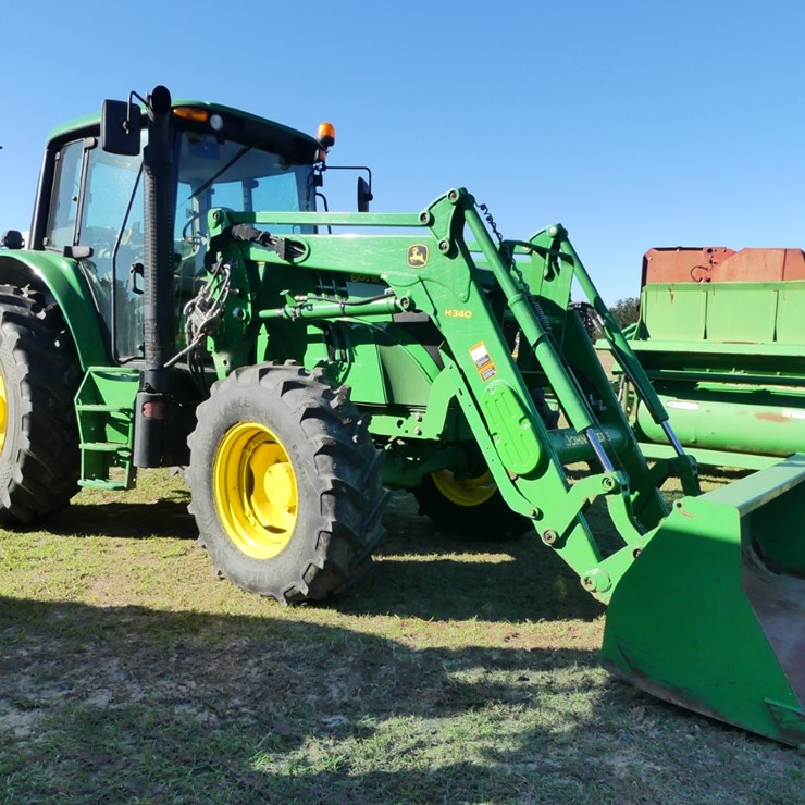 JOHN DEERE 6105M