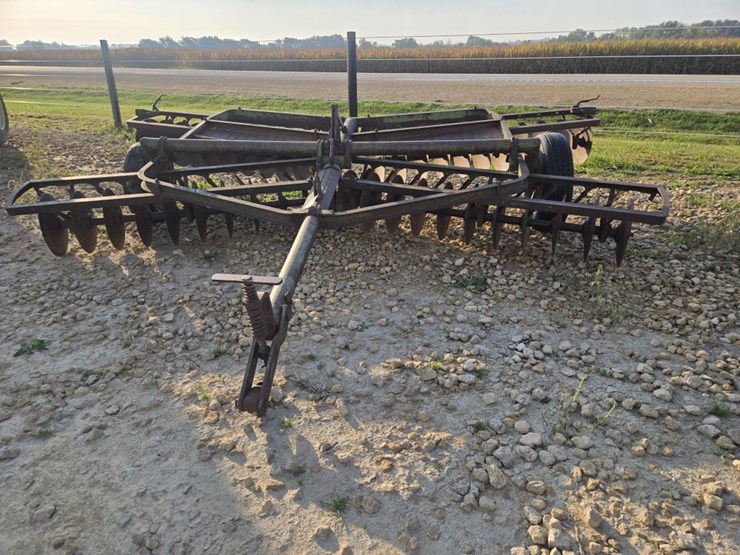 john-deere-14-image-2